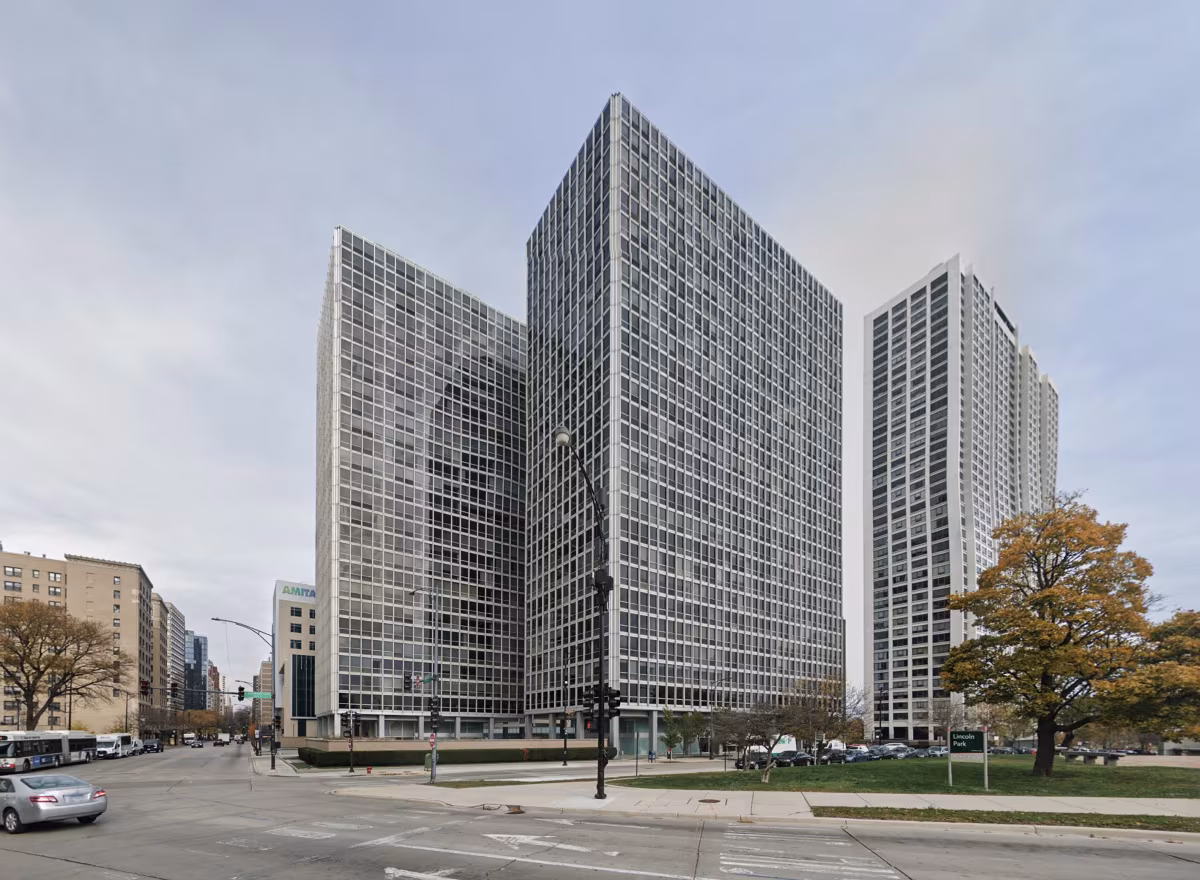 Commonwealth Promenade Apartments