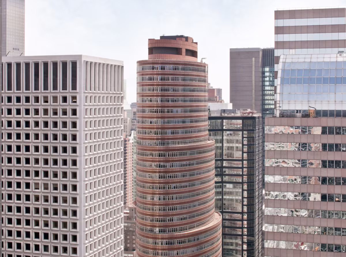 Lipstick Building