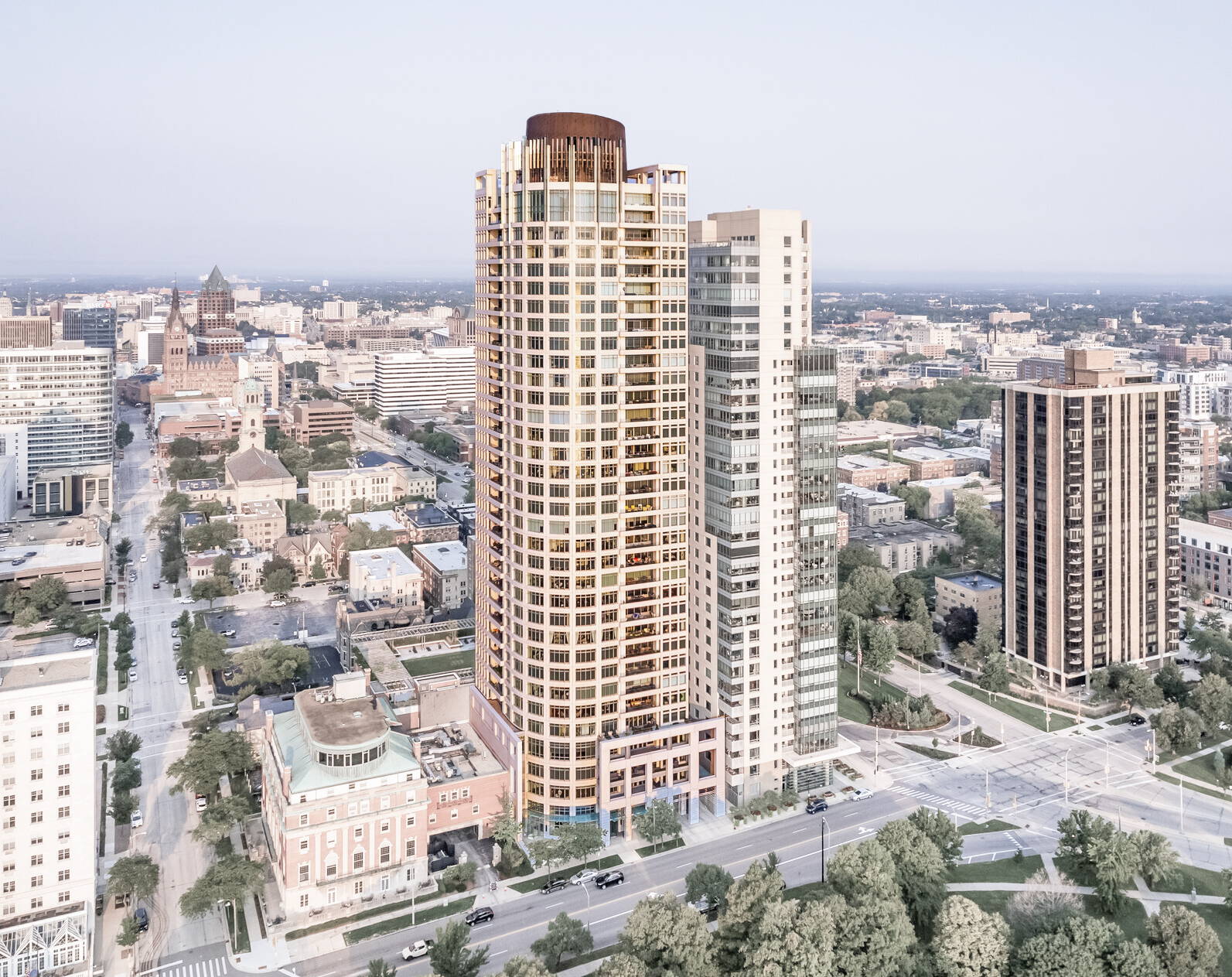 University Club Towers